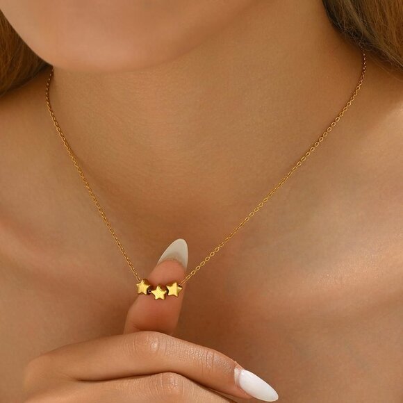 ⚡Gold Necklace for Women 18K Gold Plated Crescent Moon Sun Horse Horn Pendant - Picture 3 of 7